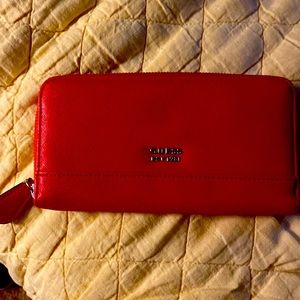 Guess slim wallet